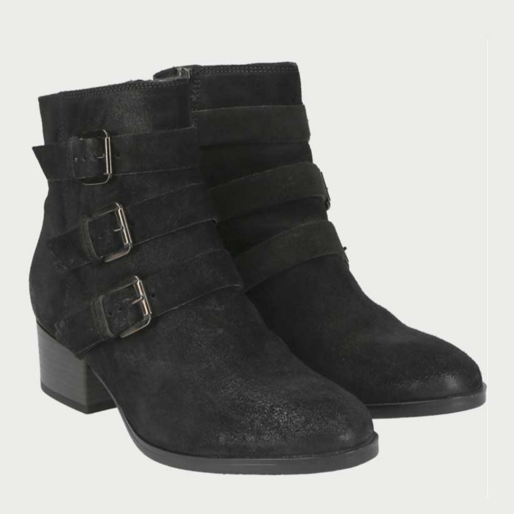 CLARKS Elvina Haze Distressed Buckle Ankle Boots